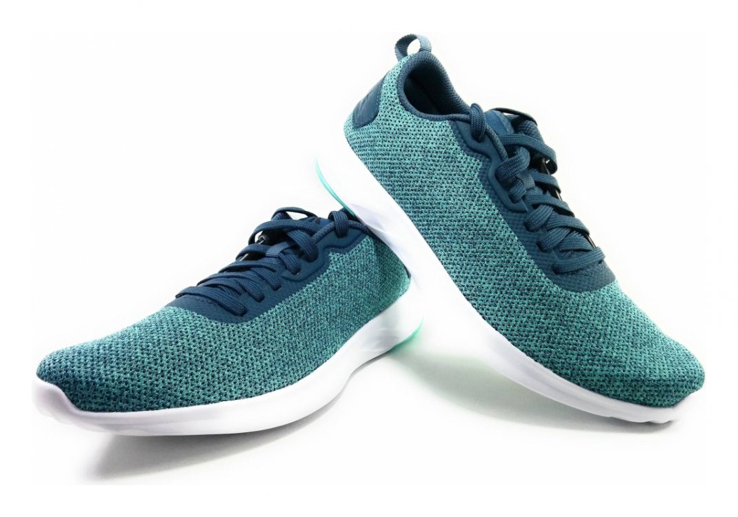 Grau Paynes Grey Turquoise White 000 (CM9135)