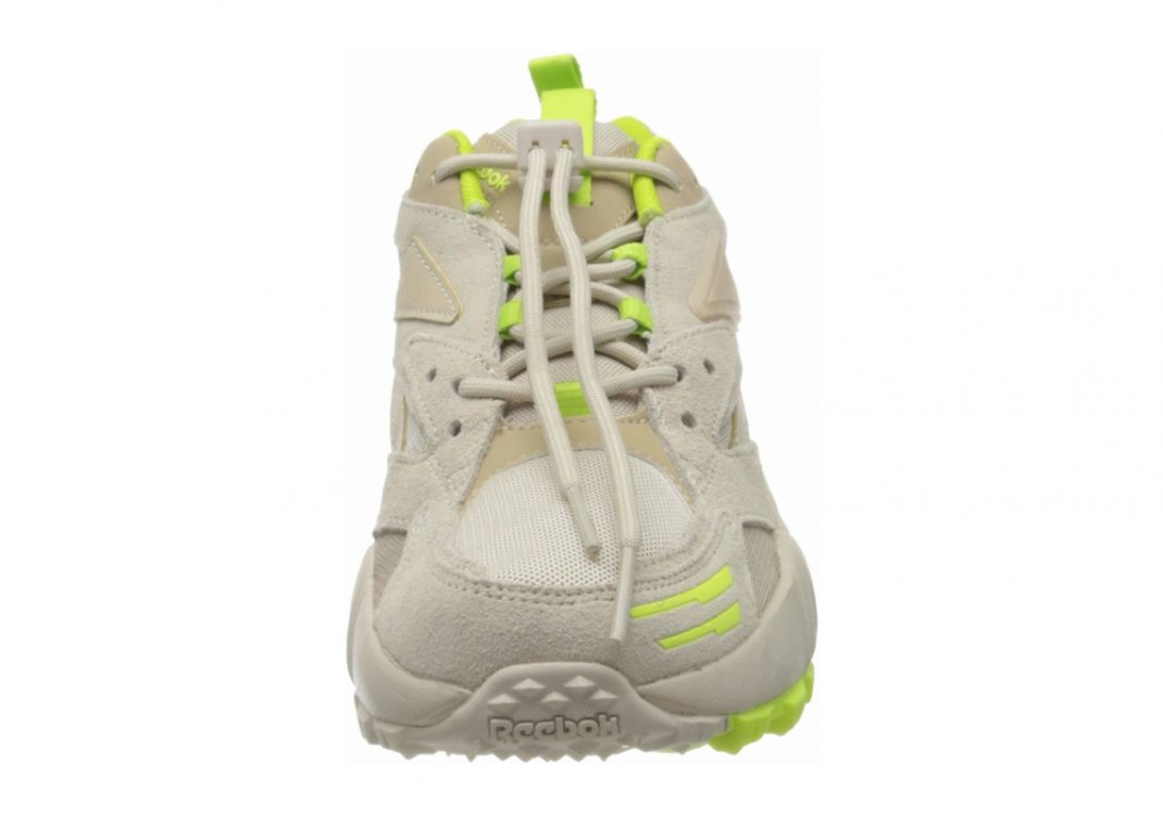 Stucco / Modern Beige / Pantone (EF9145)