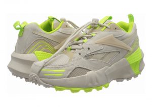 Stucco / Modern Beige / Pantone (EF9145)