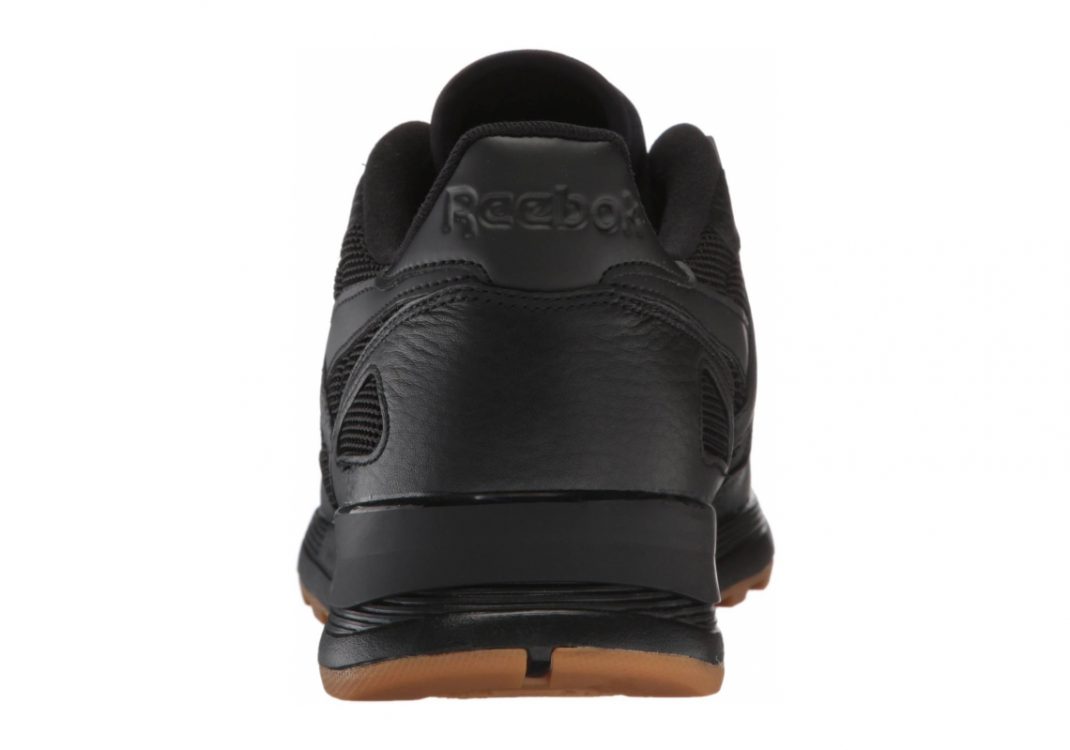 Black/White Gum (BS9005)