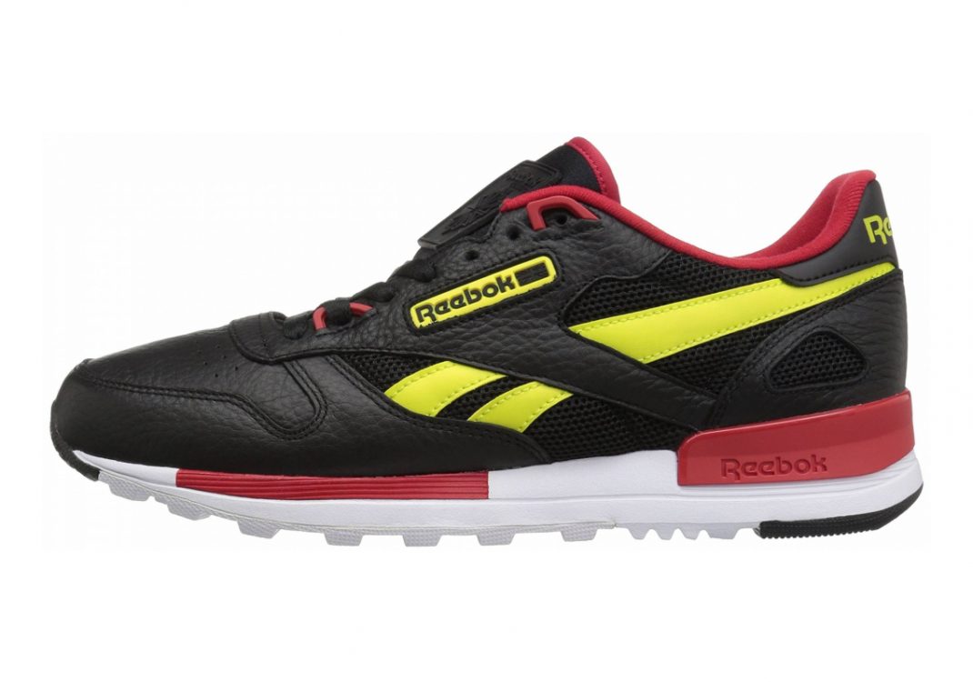 Black Hypergreen Scarlet White (BS5102)