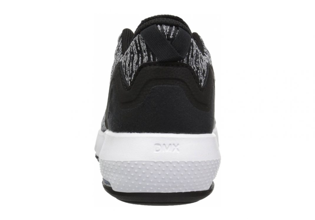 Black White (CN2203)