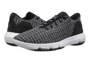 Black White (CN2203)