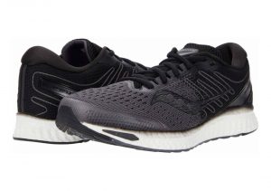 Black / White (S2054340)