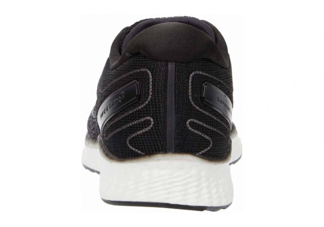 Black / White (S2054340)