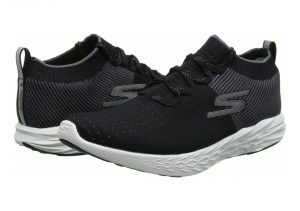 Skechers GOrun 6 - Black/White (BKW)