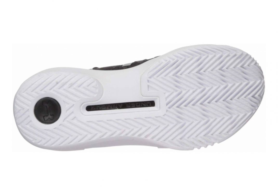 Black/White (302137701)