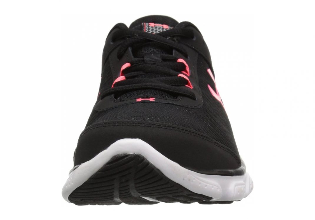 Black 002 White (3020674002)