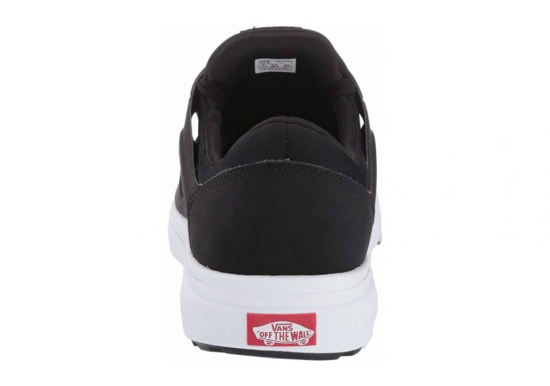 Black/true White (VN0A3WMG6BT)