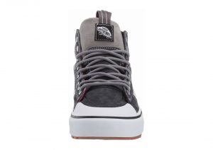 Gray / True White (VN0A4P3IXHM)