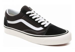 Black / True White (VN0A38G2PXC5)