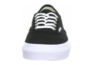 Black/True White (VQEV6BBLA)