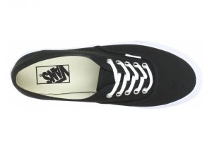 Black/True White (VQEV6BBLA)