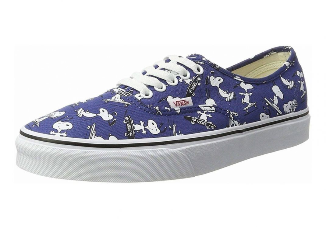 Blue (Snoopy/Skating (Peanuts)) (VN0A38EMOQW)