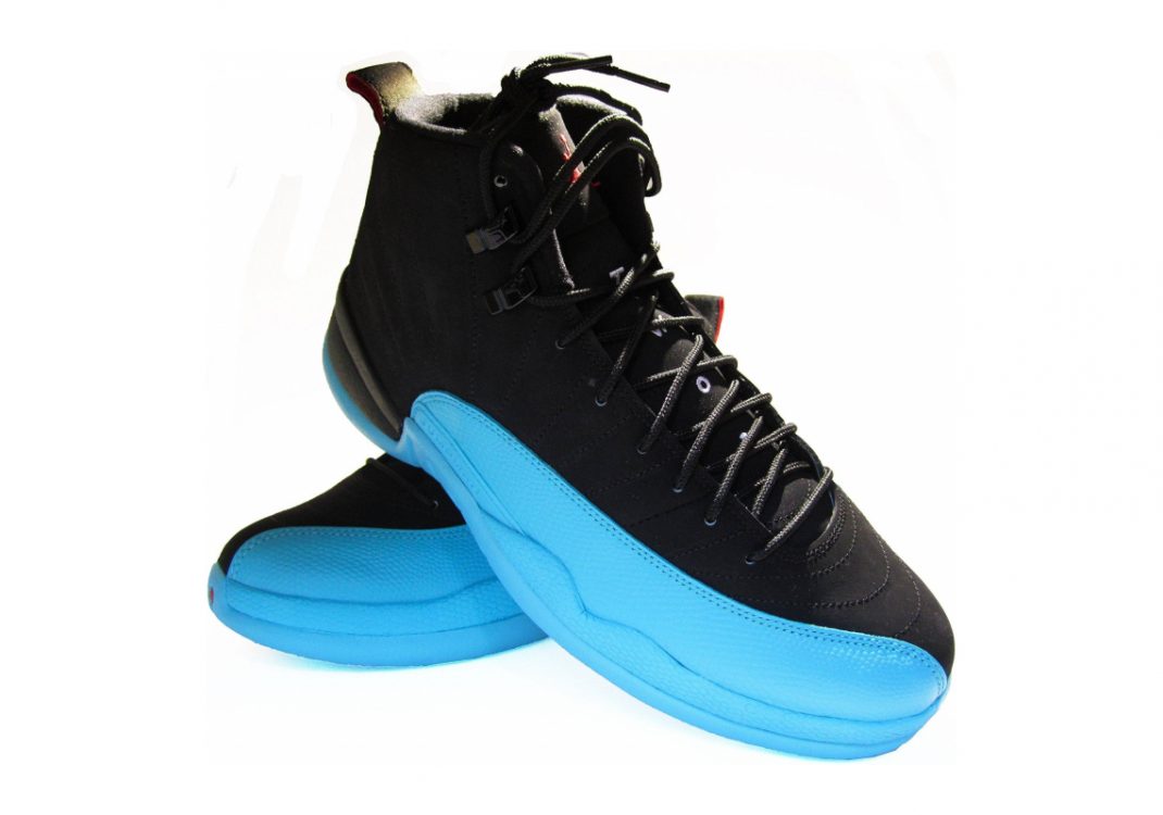 Black/Gym Red-Gamma Blue (130690027)
