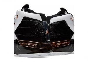 Air Jordan 17 Retro - Black,Pattern,White (832816122)