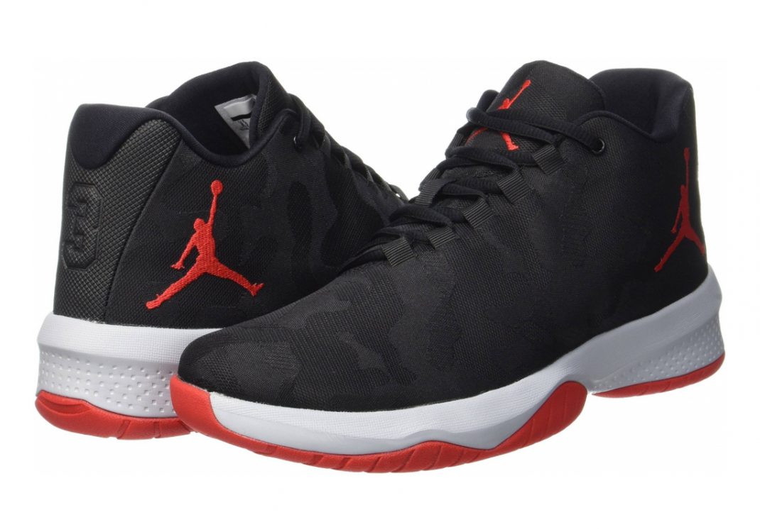 Black/University Red-wolf Grey (881444006)