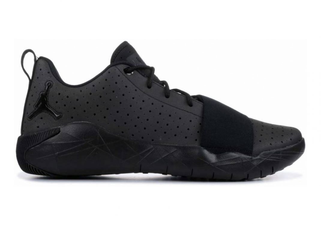 Jordan Breakout - Black Black Anthracite 010 (881449010)