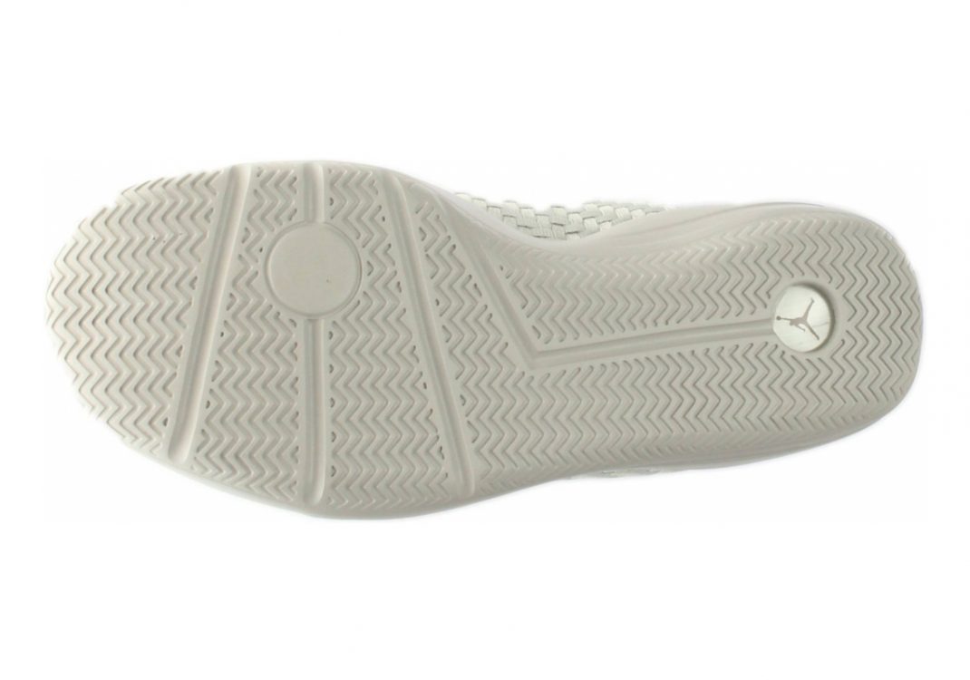 Jordan Eclipse Chukka - White (881453015)