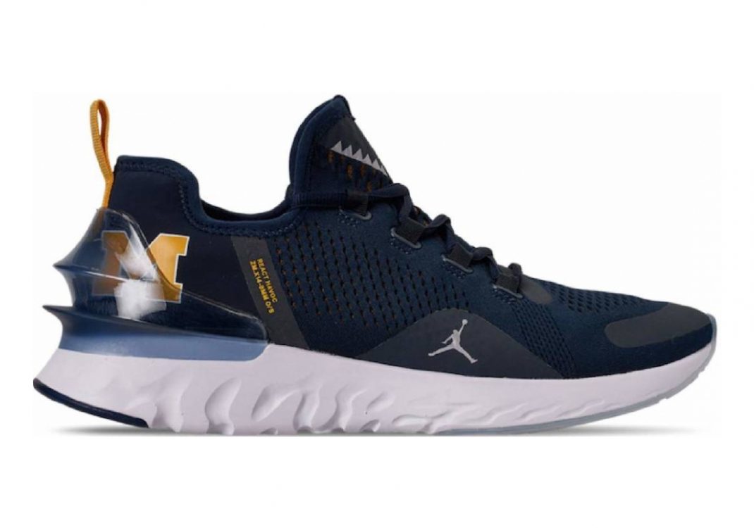 College Navy/Metallic Silver-white (CJ6748407)