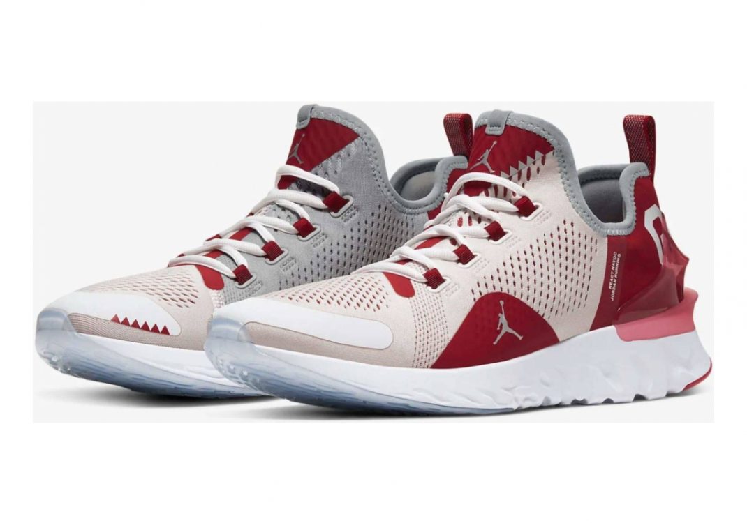 White/Metallic Silver-team Crimson (CJ6746106)