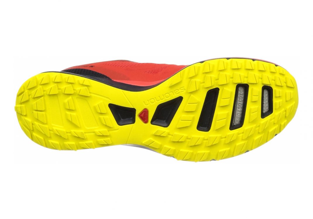 Rojo Fiery Red Night Sky Sulphur Spring 000 (L402379)