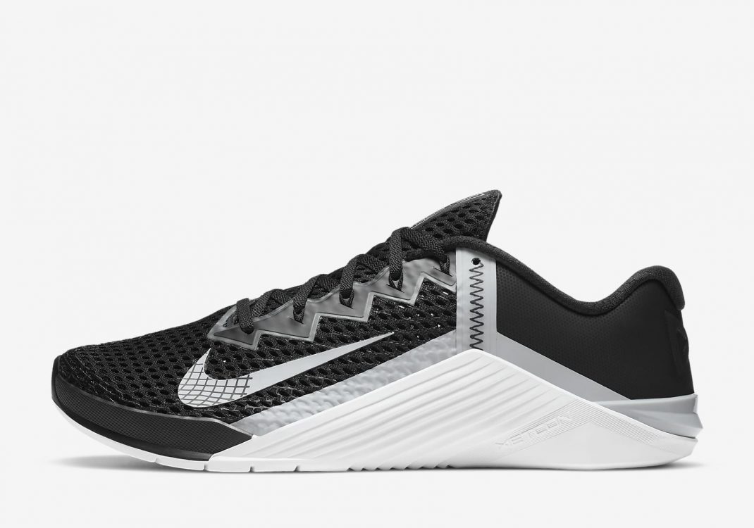 Nike Metcon 6 Black/White/Light Smoke Gray
