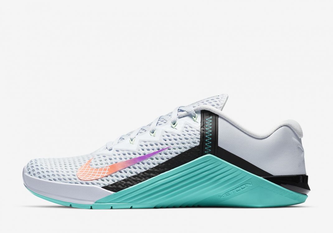 Nike Metcon 6 Football Gray/Incredible Jade/Black/Flash Crimson