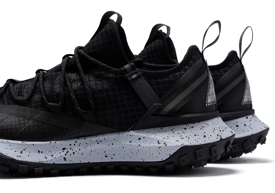 Nike ACG Mountain Fly Low "Black/Anthracite"