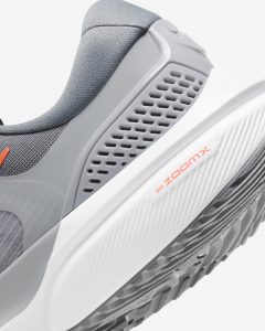 Nike Air Zoom Vomero 15 Hyper Crimson