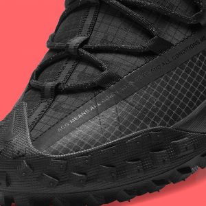 Nike ACG Mountain Fly Low 