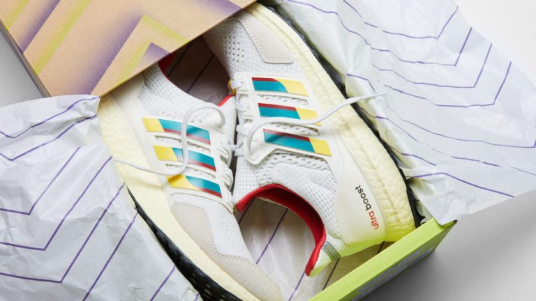 adidas Ultra Boost DNA 1.0 «ZX 6000» adidas Ultra Boost DNA 1.0 «ZX 6000»