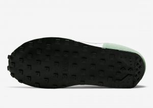 Nike Daybreak Enamel Green/Summit White/Black/White