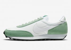 Nike Daybreak Enamel Green/Summit White/Black/White
