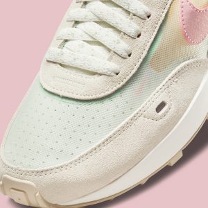 Nike Waffle One Seafoam/Pink Glaze-Sea Glass-Saturn Gold