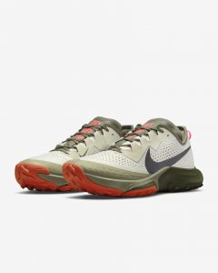 Nike Light Bone/Work Khaki/Light Army/Black