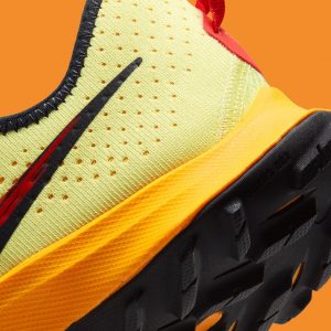 Nike Air Zoom Terra Kiger 7 Limelight/Laser Blue/Dark Sulphur/Off Noir