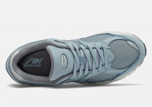 New Balance 2002R Light/Blue