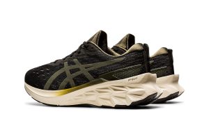 Asics Novablast 2 Black/Olive Canvas