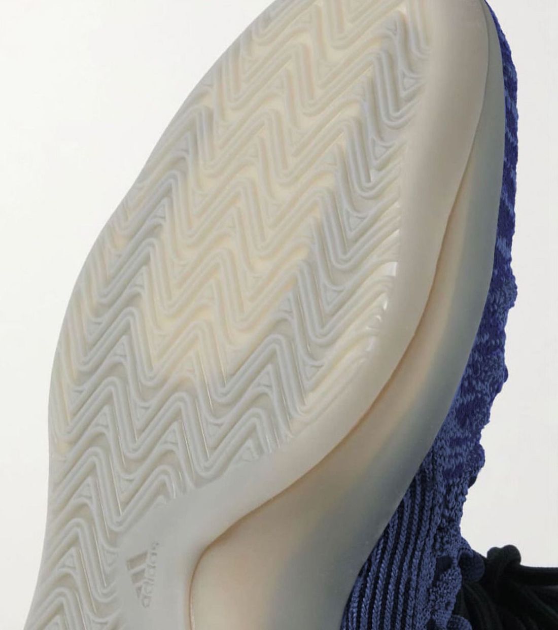 Adidas YZY BSKTBL KNIT «3D Slate Blue»