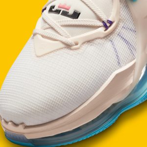 Nike LeBron 19 