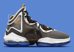 Nike LeBron 19 