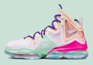 Nike LeBron 19 