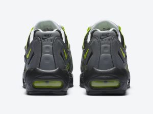 Nike Air Max 95 NDSTRKT Neon