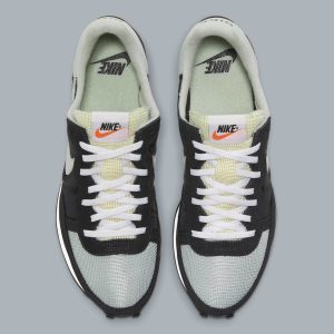 Nike Challenger OG Black/White