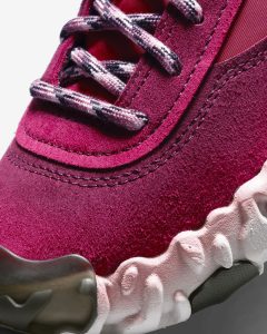 Nike Overbreak SP Red