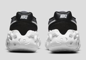 Nike Overbreak SP Black/White