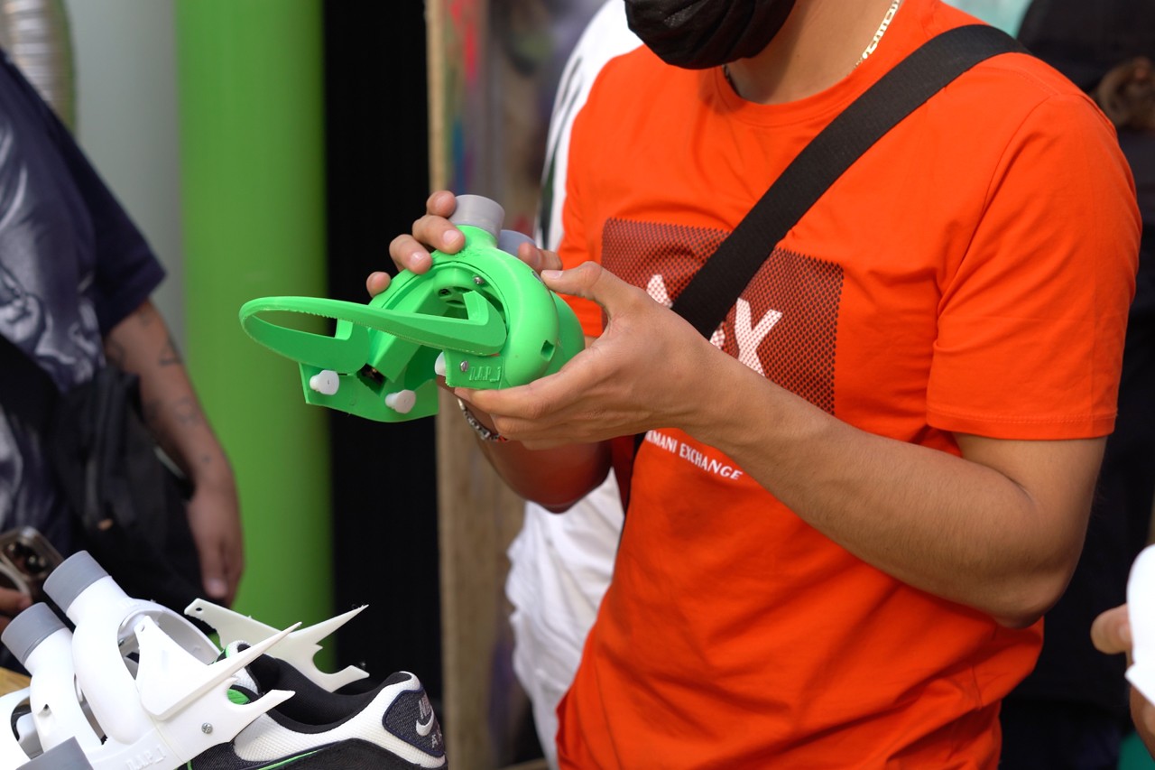 MACHINA создает экзоскелет Nike Air Max 1
