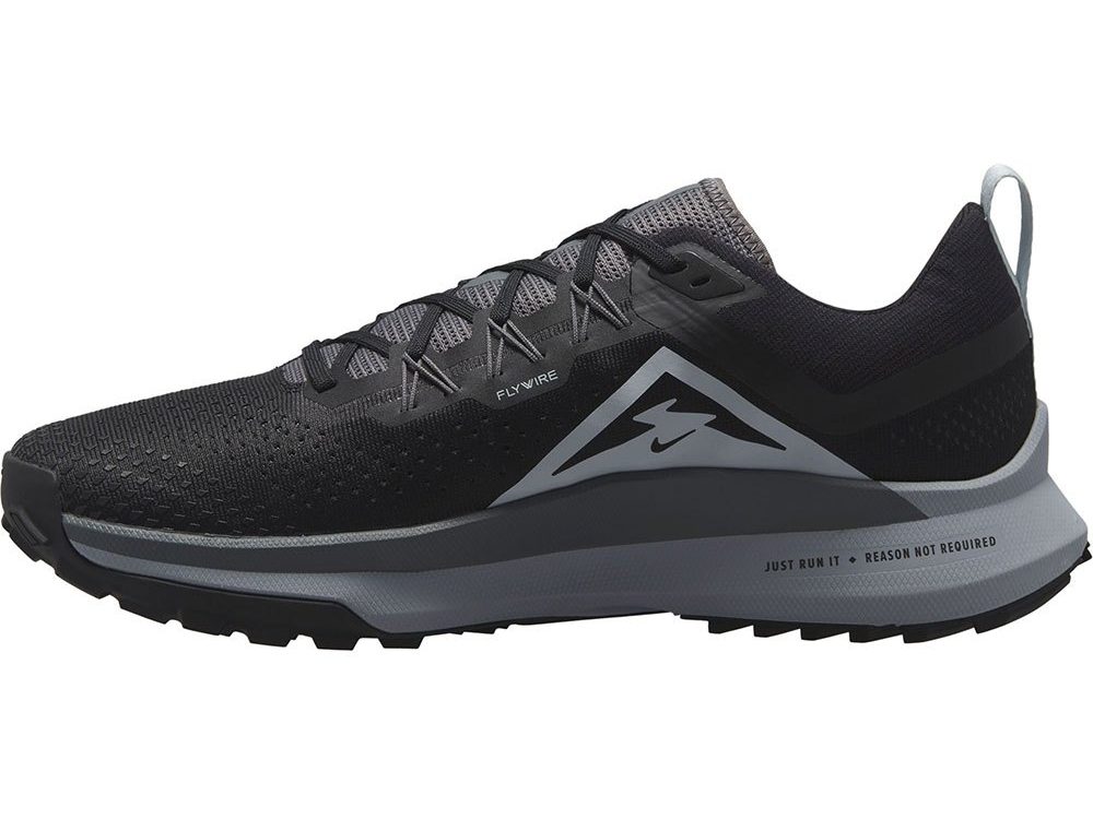 Nike Pegasus Trail 4