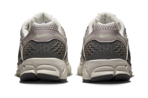 Nike Zoom Vomero 5 Cobblestone